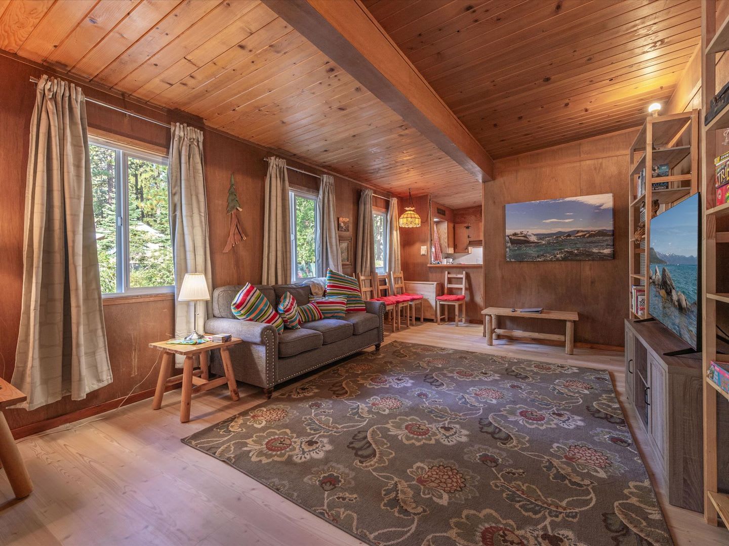 Ski Lease Economical Cabin Close To Bus Line Shops Beach – photo 2