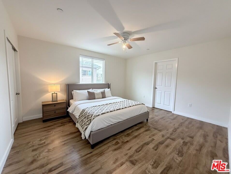 1254 W 37th Dr – photo 5