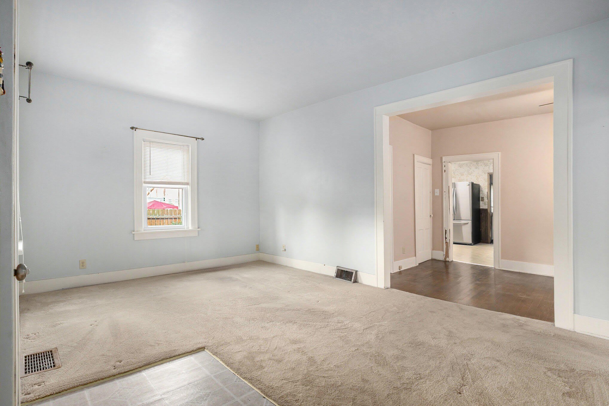 112 E Warren Street – photo 3