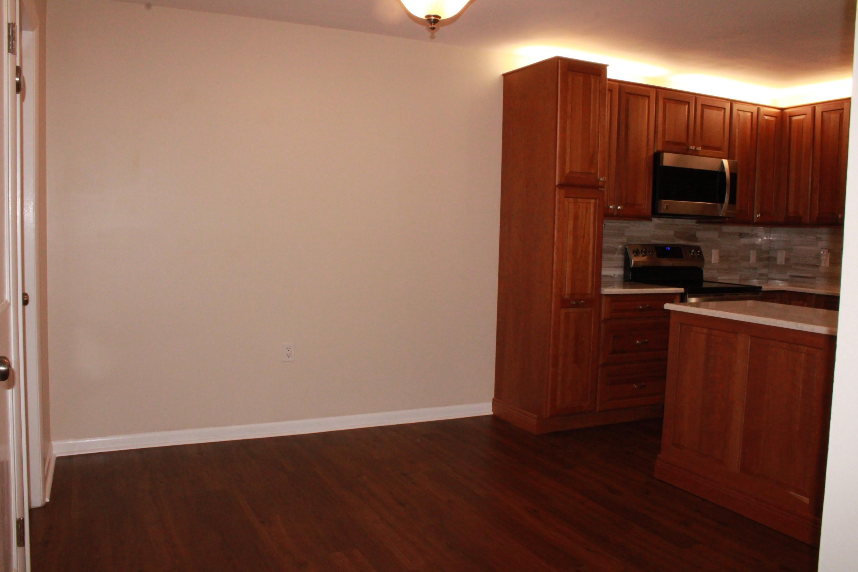 716 7th Lane – photo 3