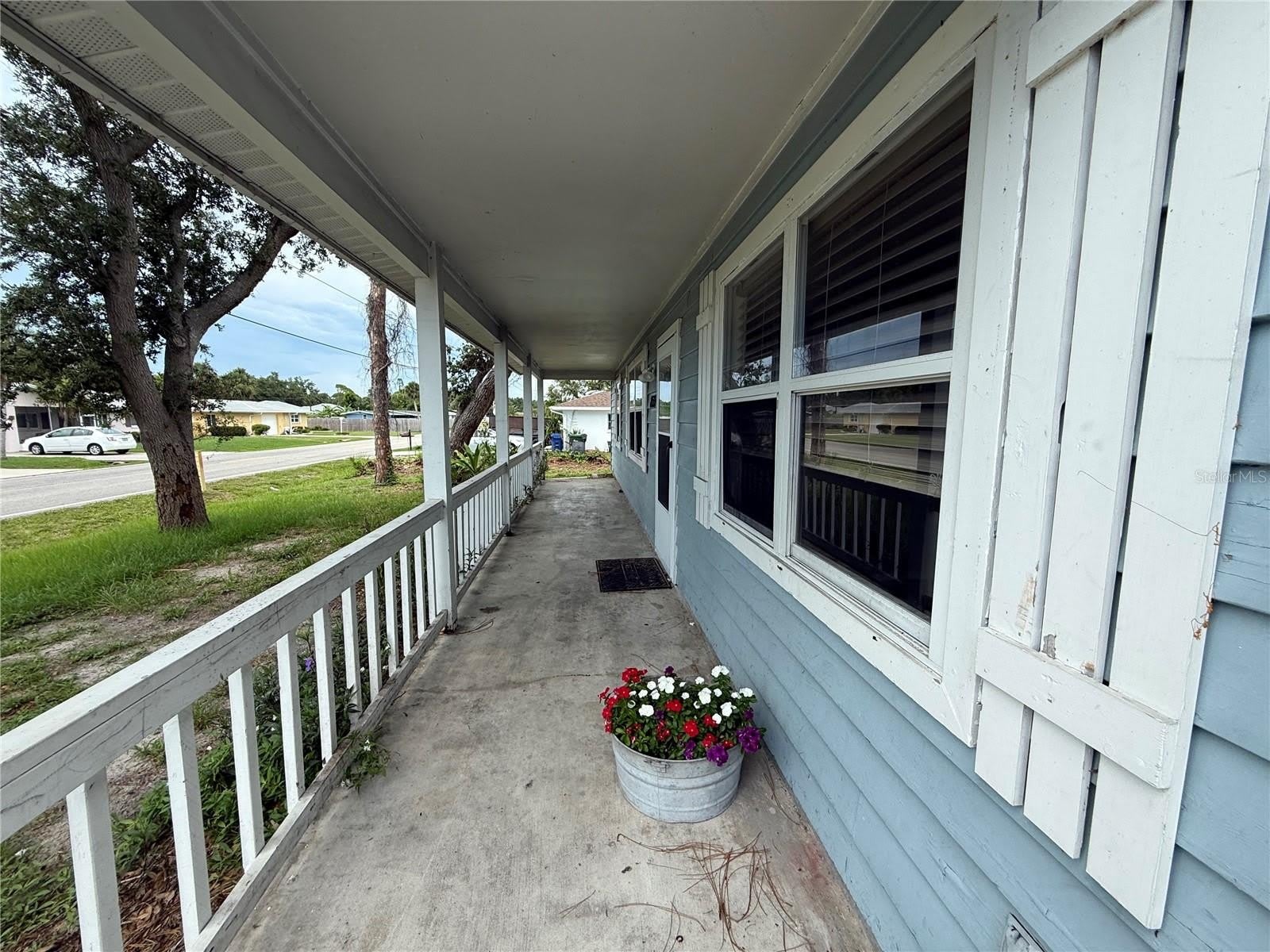 855 JAMAICA Road – photo 3