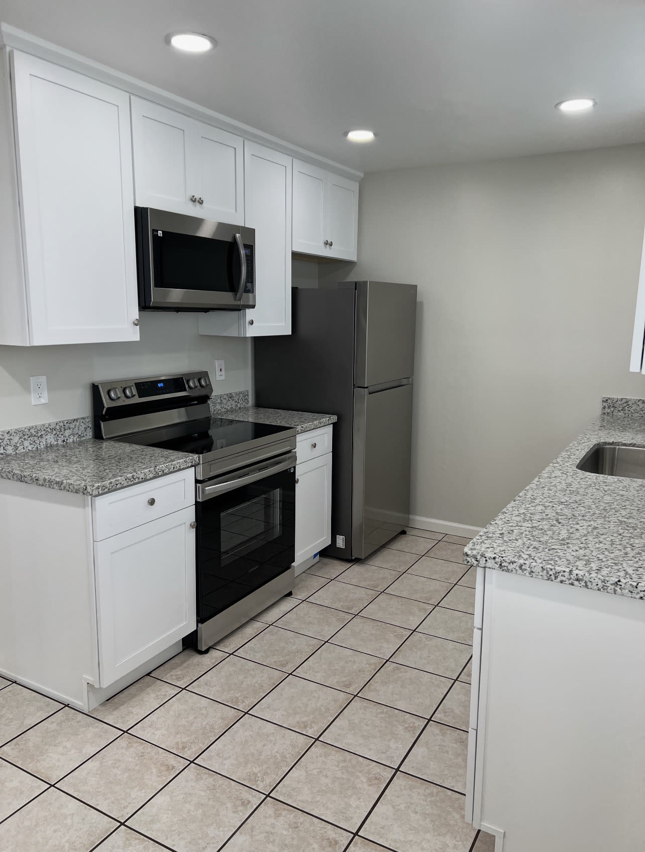 15880 Marcella Street – photo 4