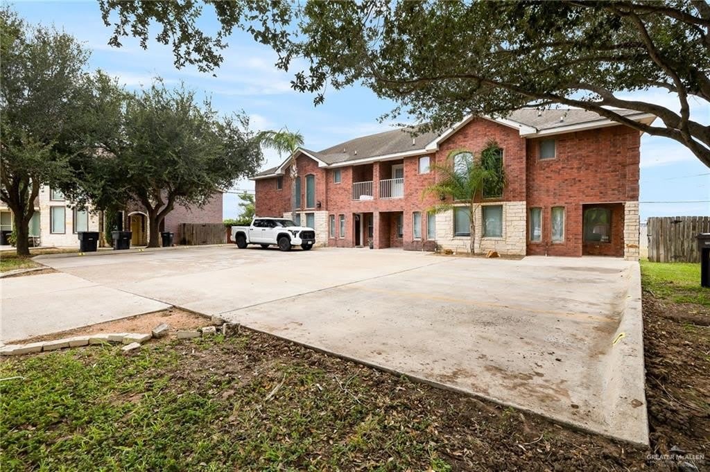 103 S 48th Lane – photo 2
