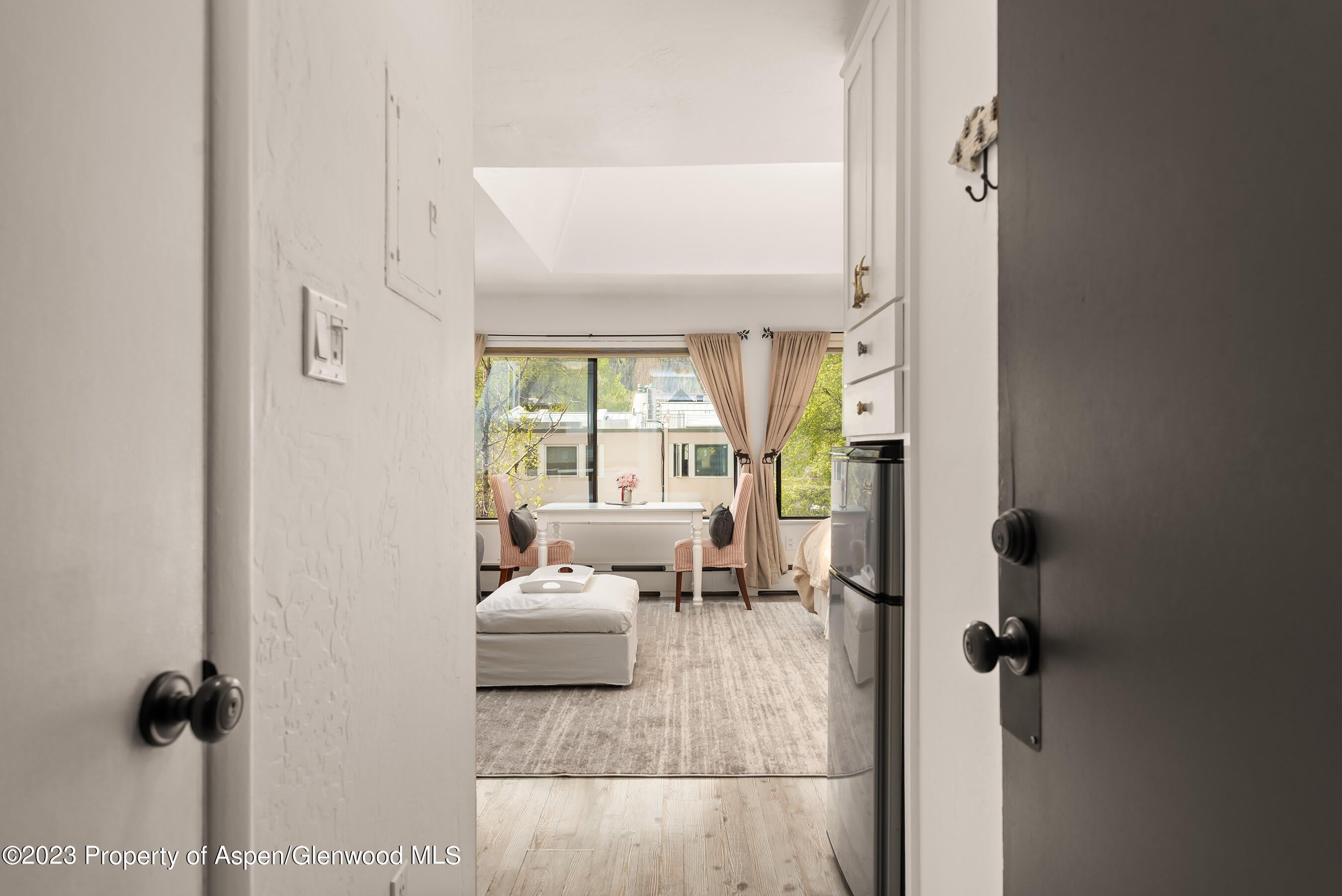 725 E Main Street – photo 2