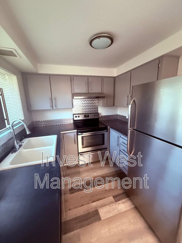 3108 KAUFFMAN AVENUE – photo 2