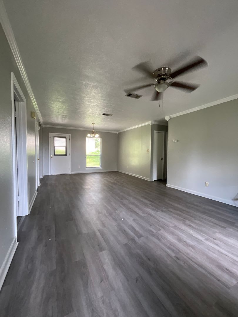 400 S. 7th Street – photo 2