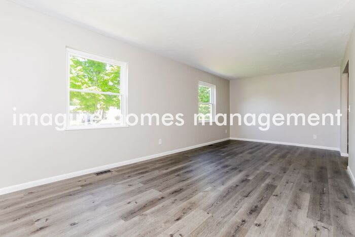 973 West Kemper Road – photo 4