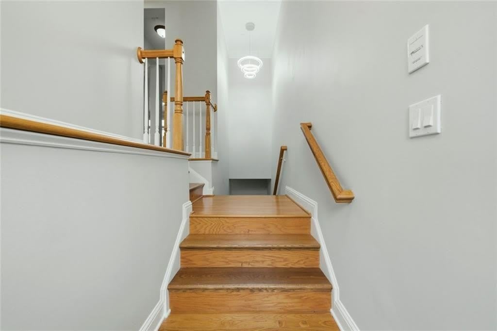 319 Creekbank Way SE – photo 3