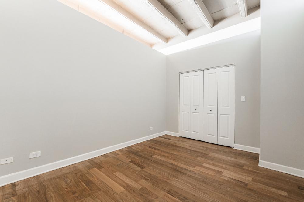 4131 W Belmont Ave – photo 3