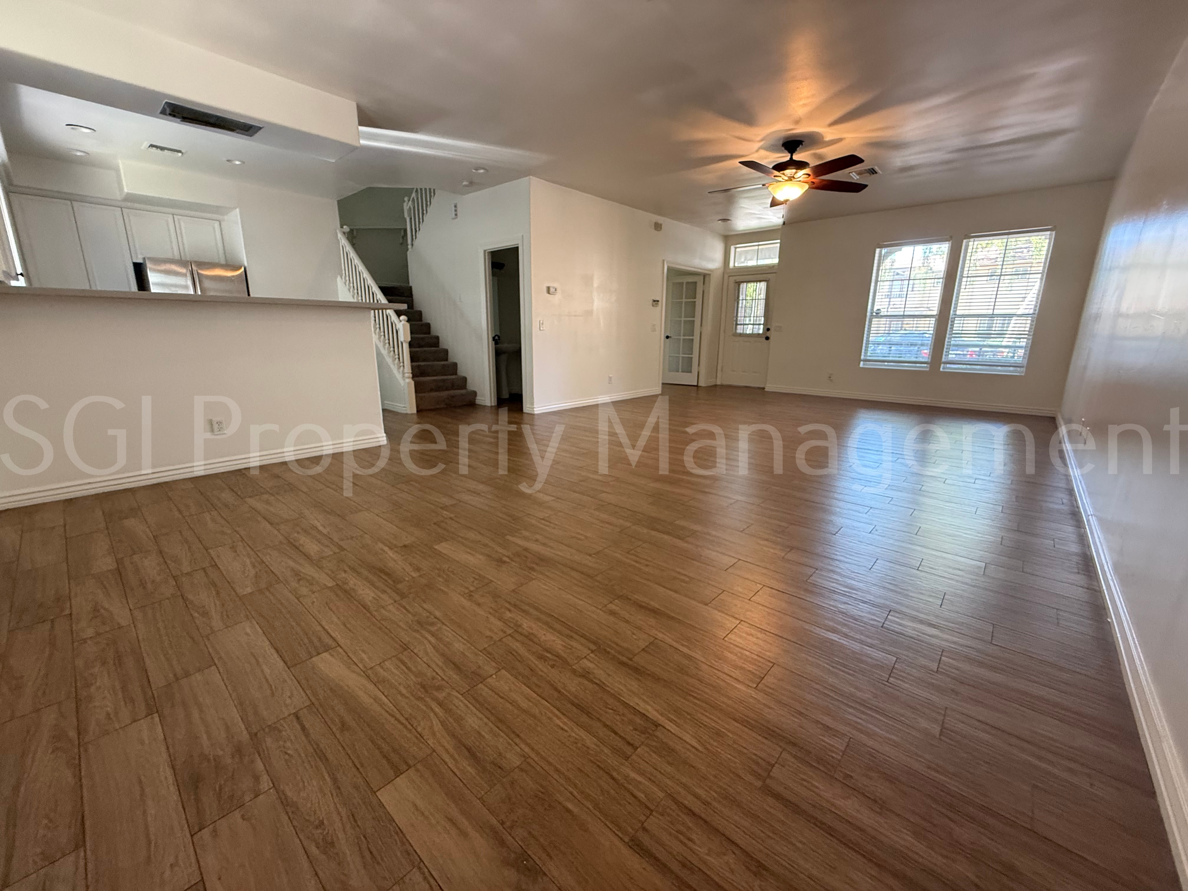 942 S Ash Ave Unit 108 – photo 5