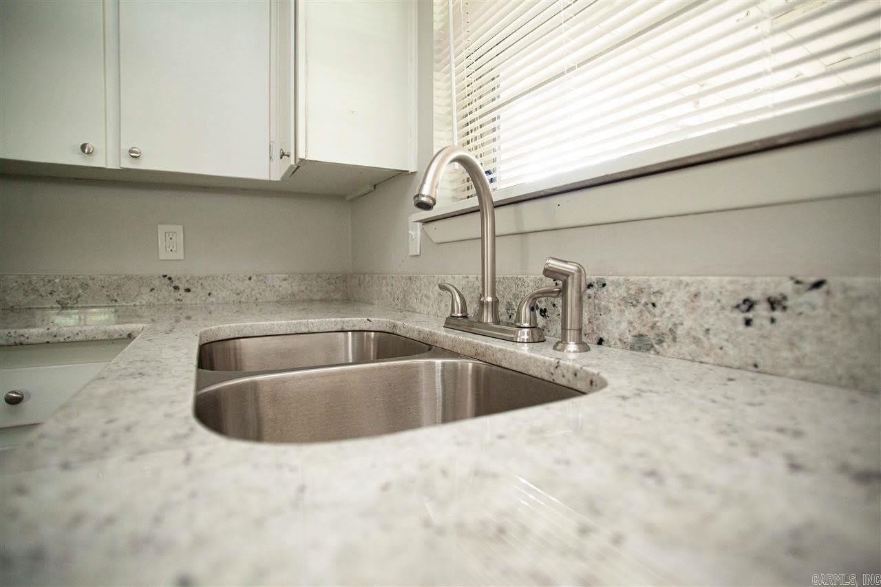 7125 Redwood Drive – photo 4