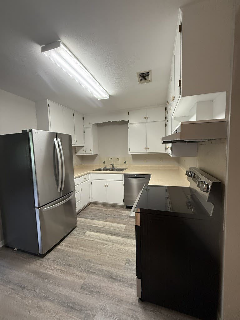 1407 N Crockett St – photo 4