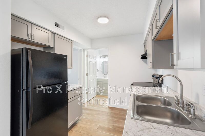 3140 West Greenwood Street – photo 5