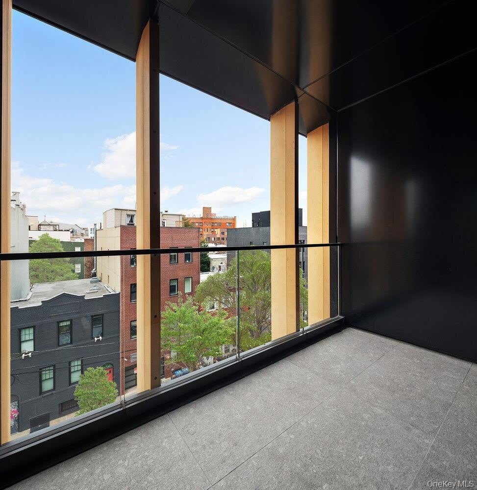 28 HERBERT Street – photo 5