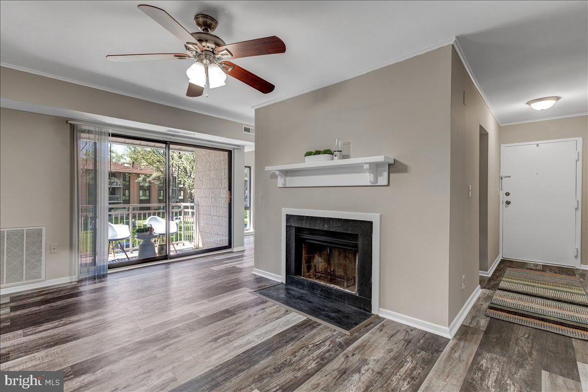 5915 TAMAR Drive – photo 5