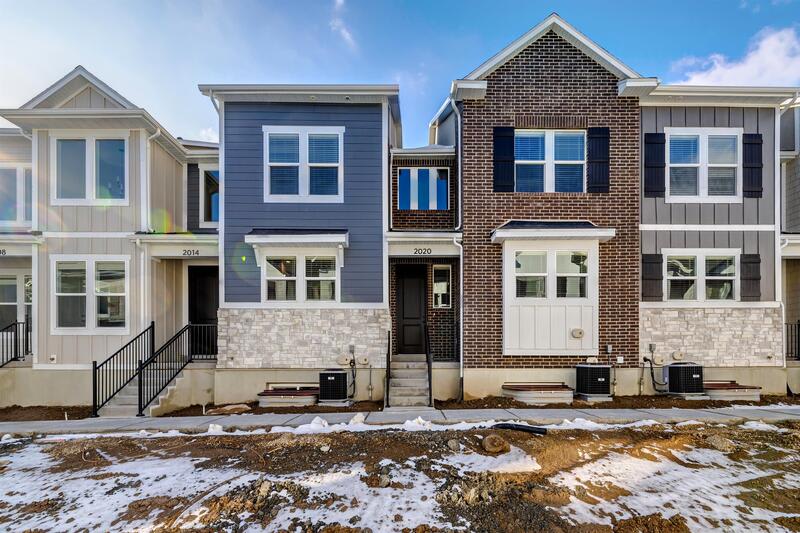 2032 N 4010 W – photo 1