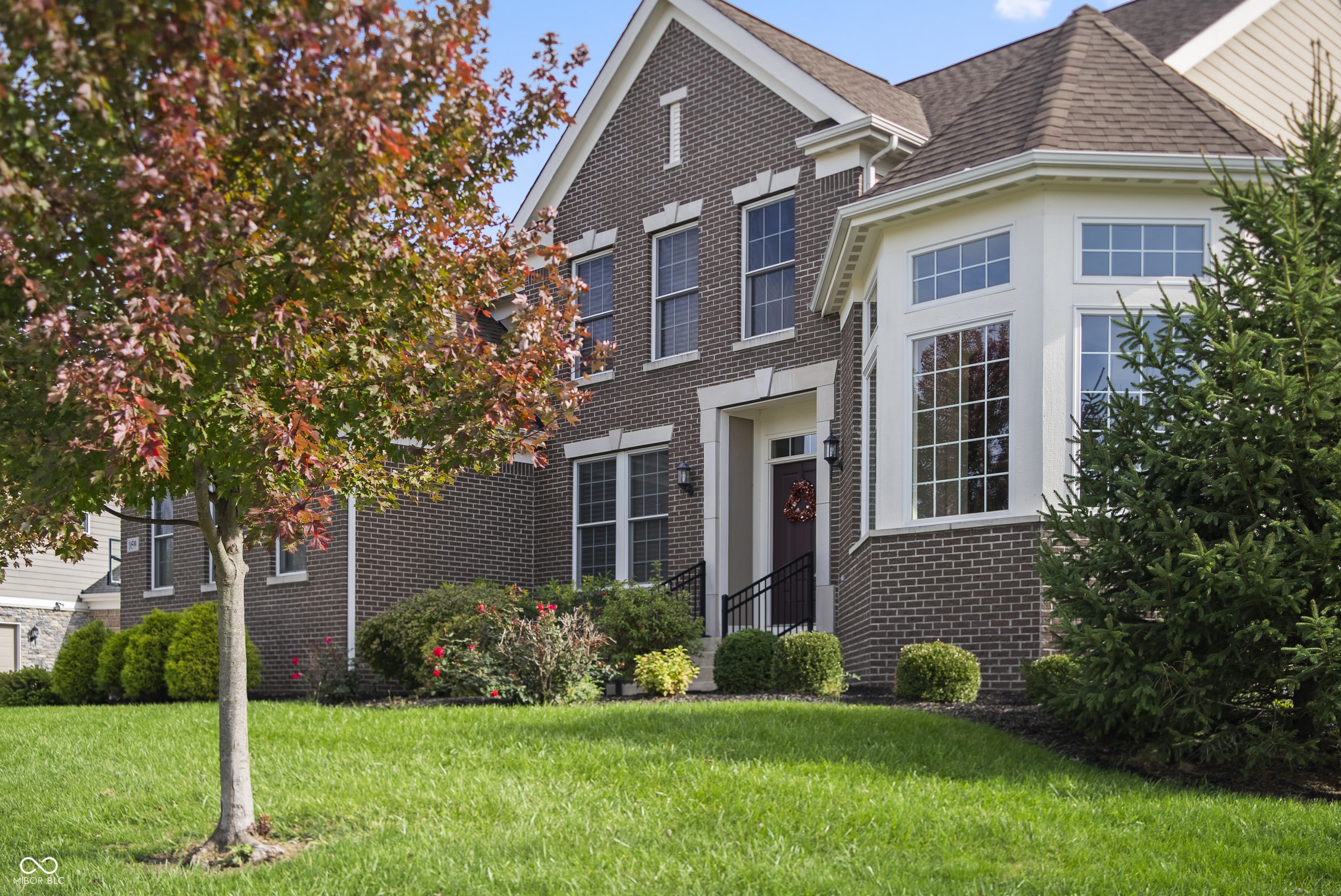 10599 Geist View Drive – photo 4