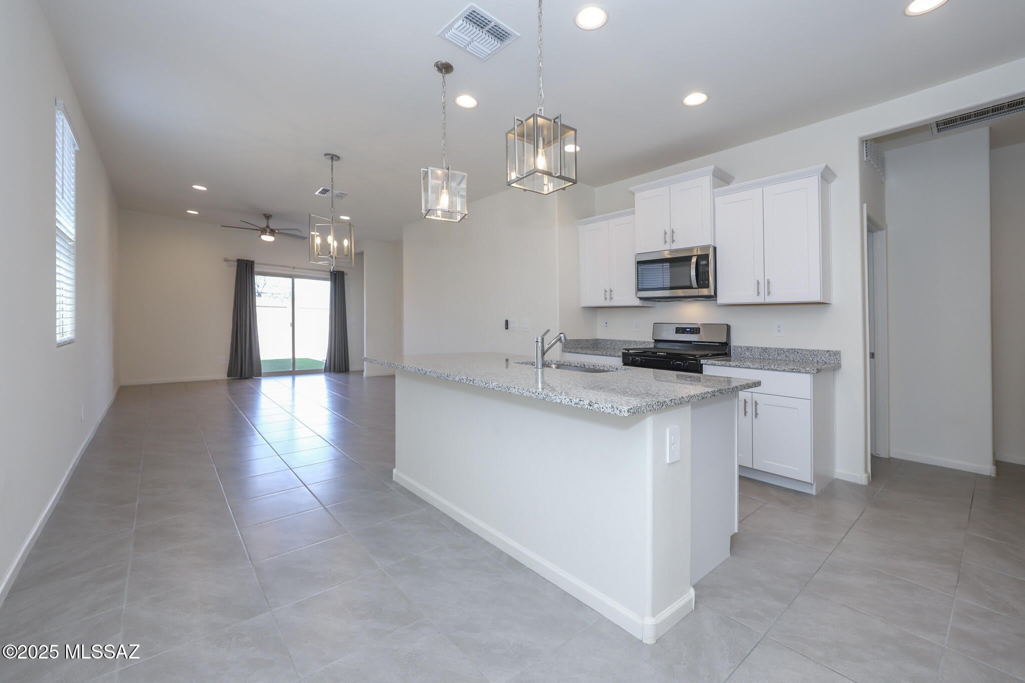 4882 E Greenway Wash Drive – photo 3