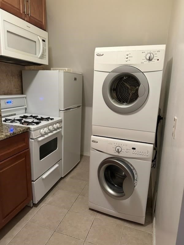 122 Jewett Ave – photo 5