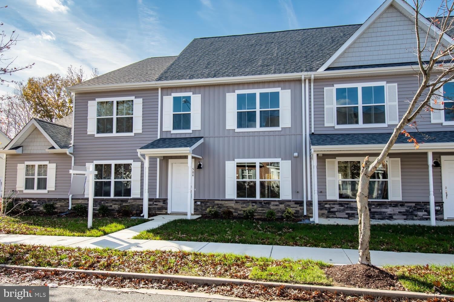504 Wheatley Drive – photo 2