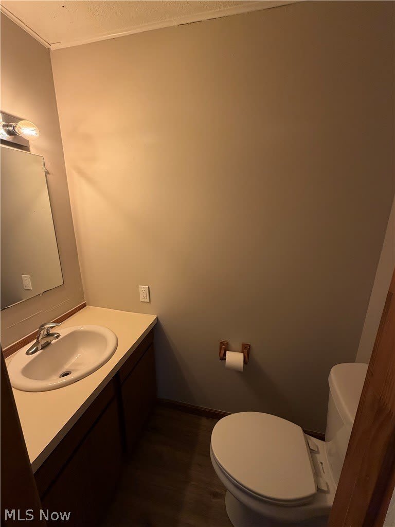 3831 Eigen Street – photo 3
