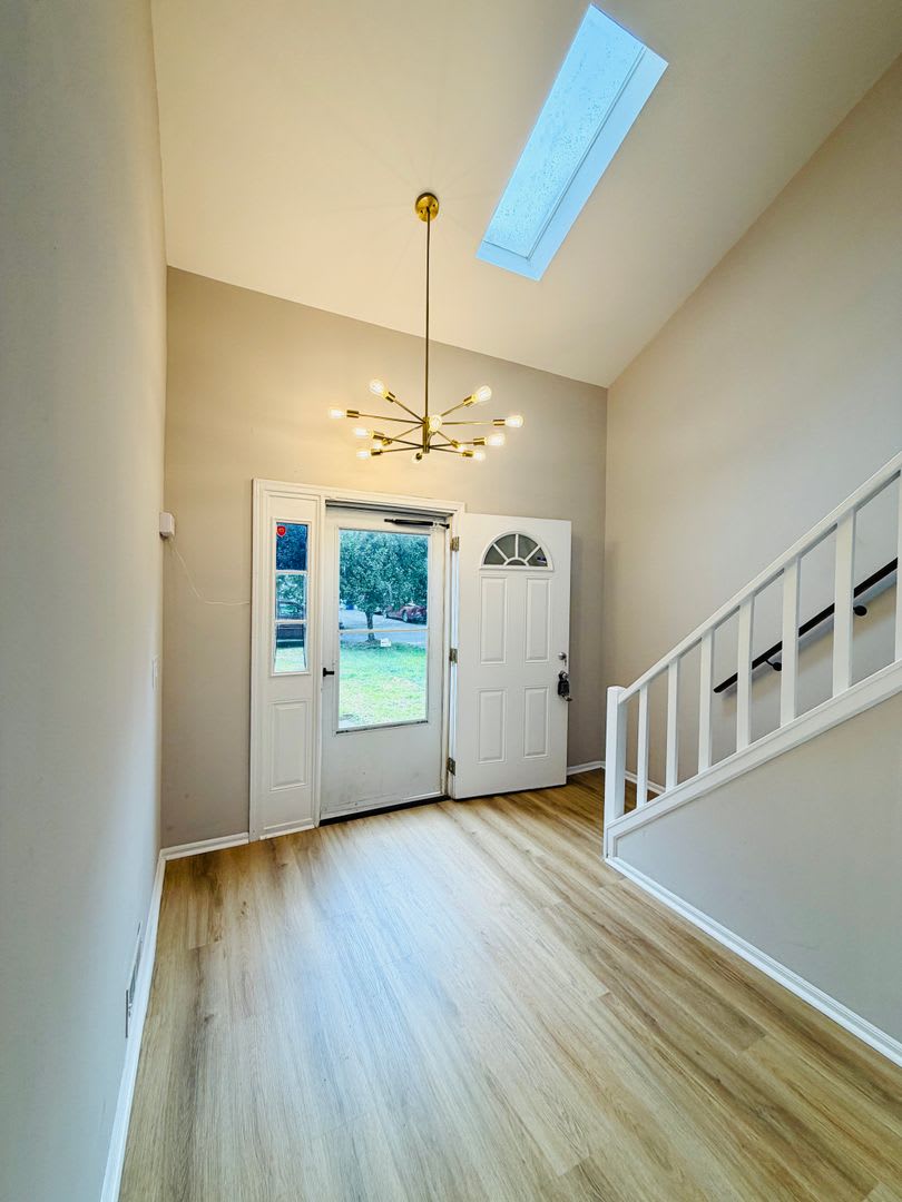 Perfect Townhouse Rental in Sicklerville! – photo 5