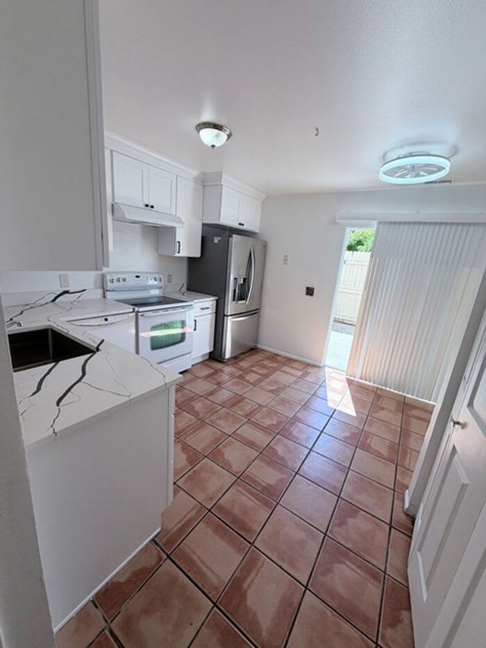 1753 West 1300 North – photo 3