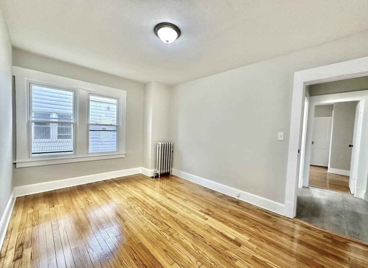 375 Hampden Street – photo 4