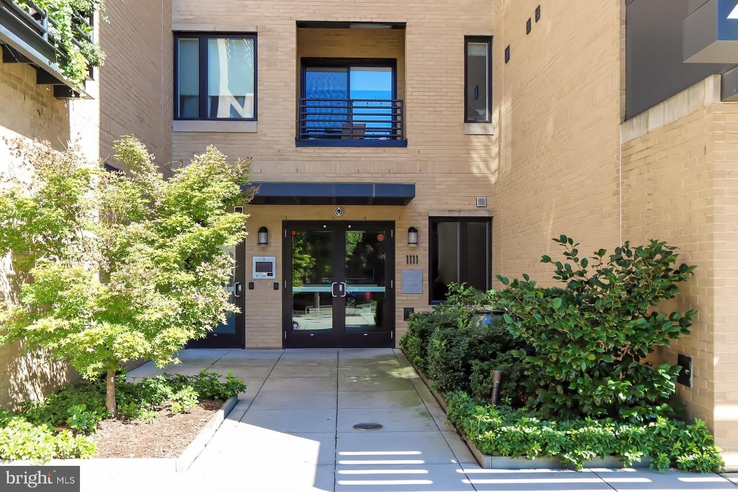 1111 ORREN ST NE #101 – photo 3