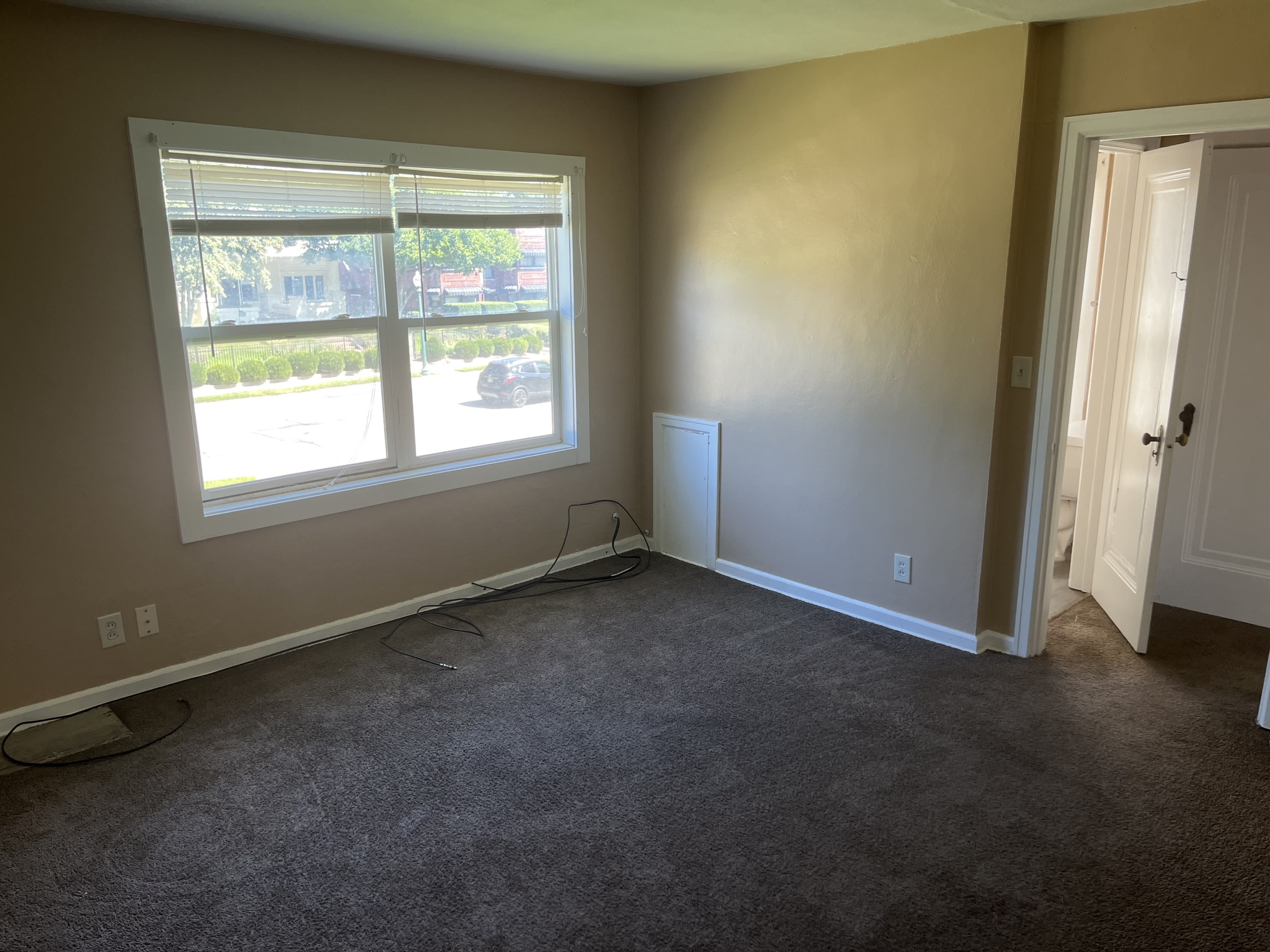 1801 East High Street – photo 3