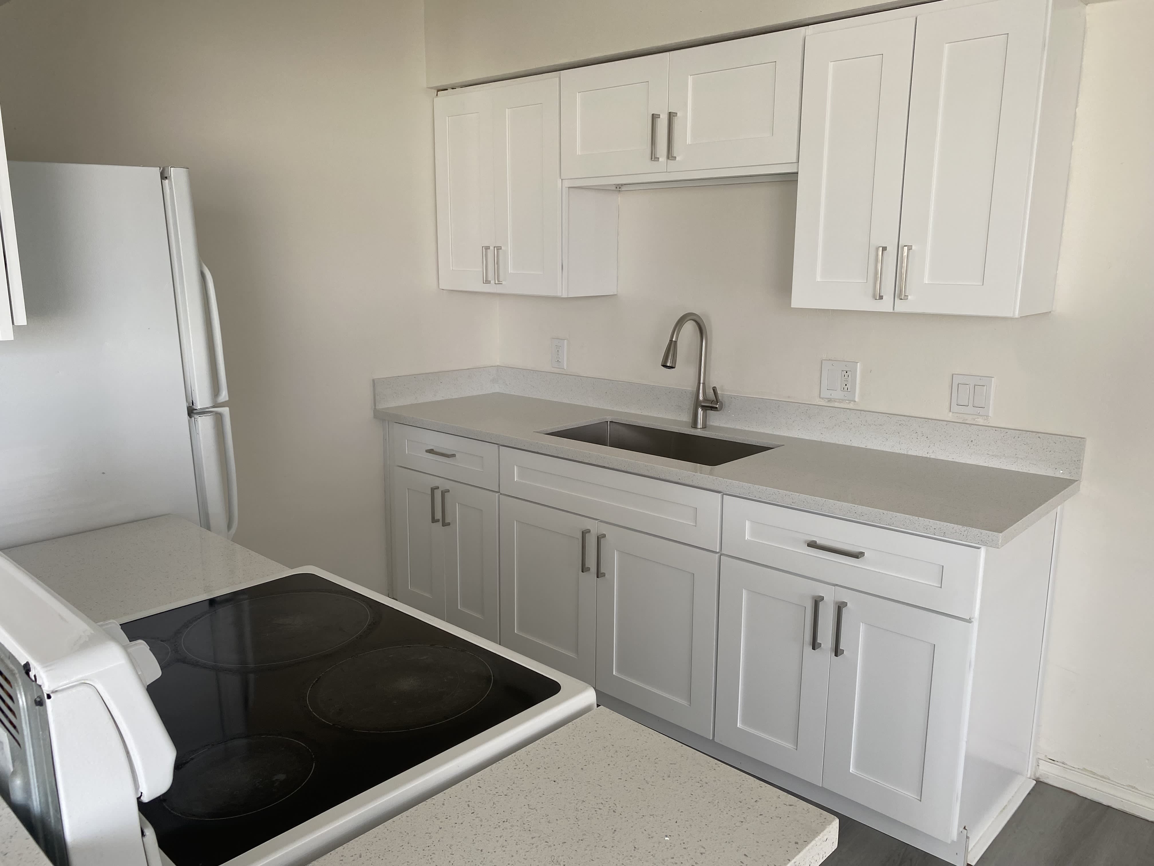 3877 Menlo Ave – photo 2