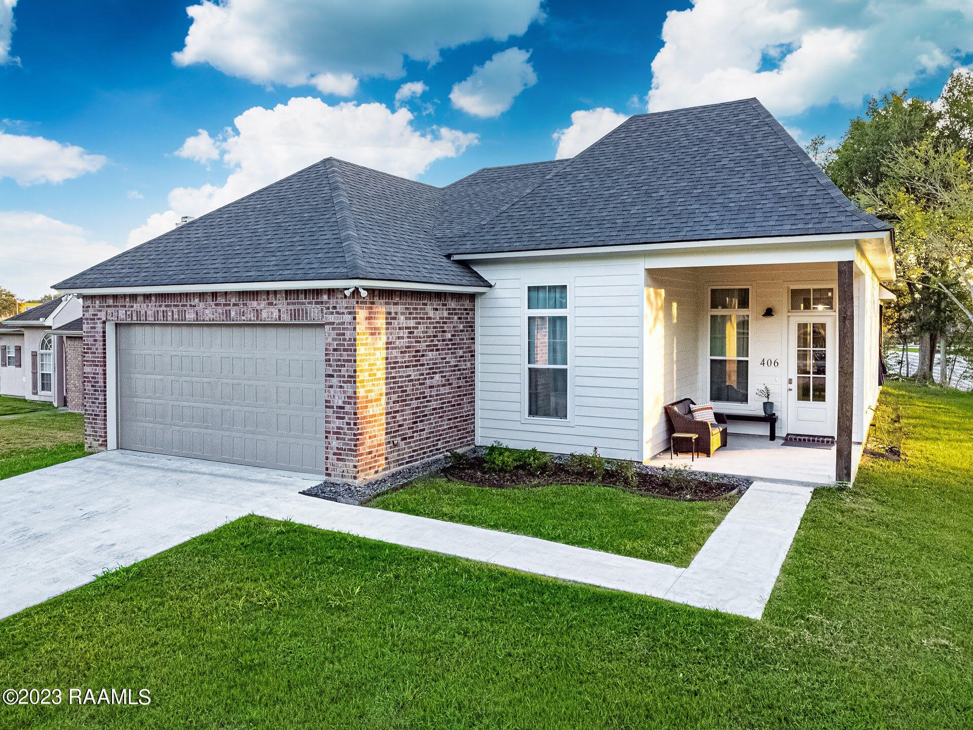 406 E Martial Avenue – photo 2