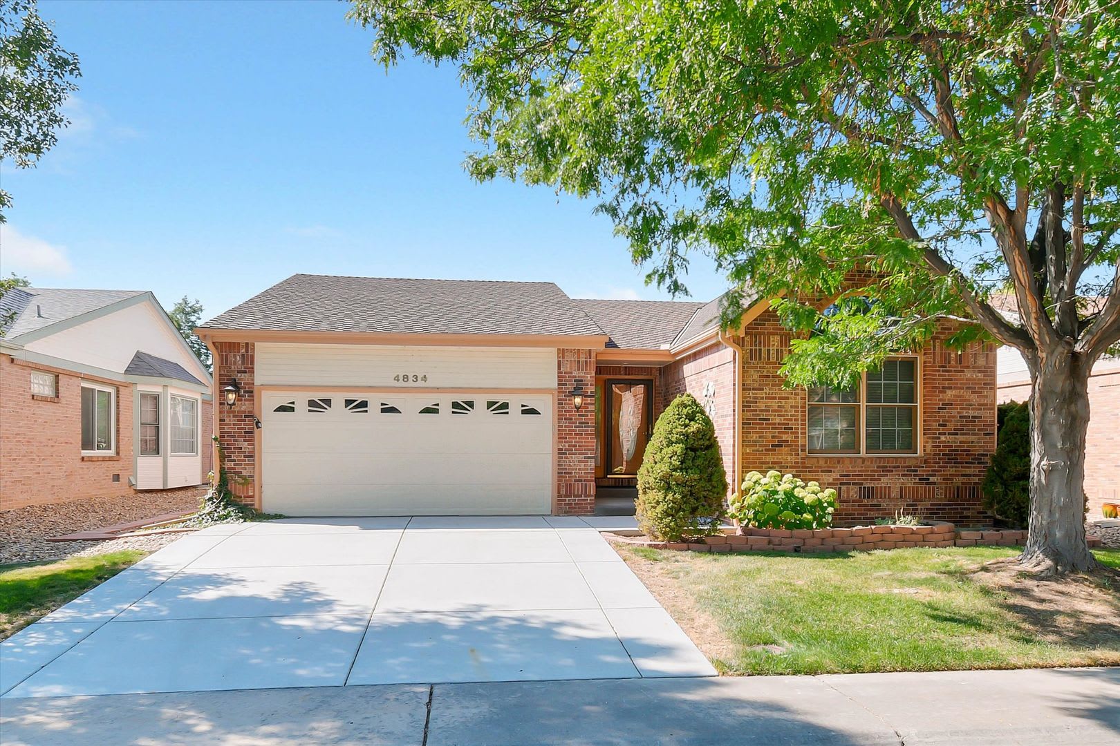 Beautiful 3 bed / 3 bath Ranch – photo 1