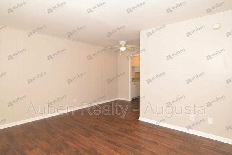 1604 Johns Road – photo 4