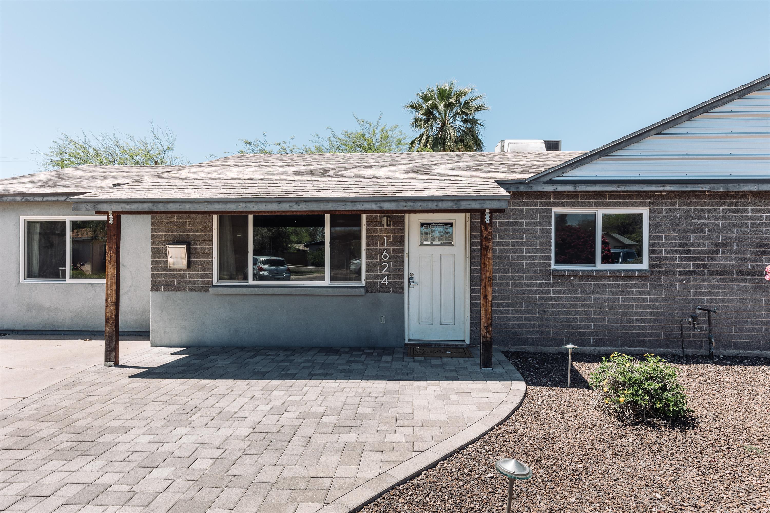 1624 S. Parkside Drive – photo 3