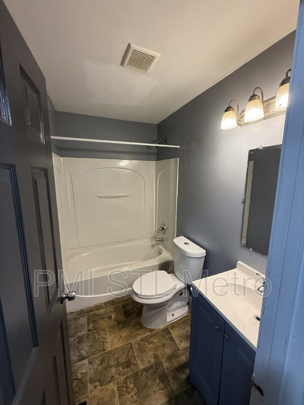 10365 Lord Dr – photo 3