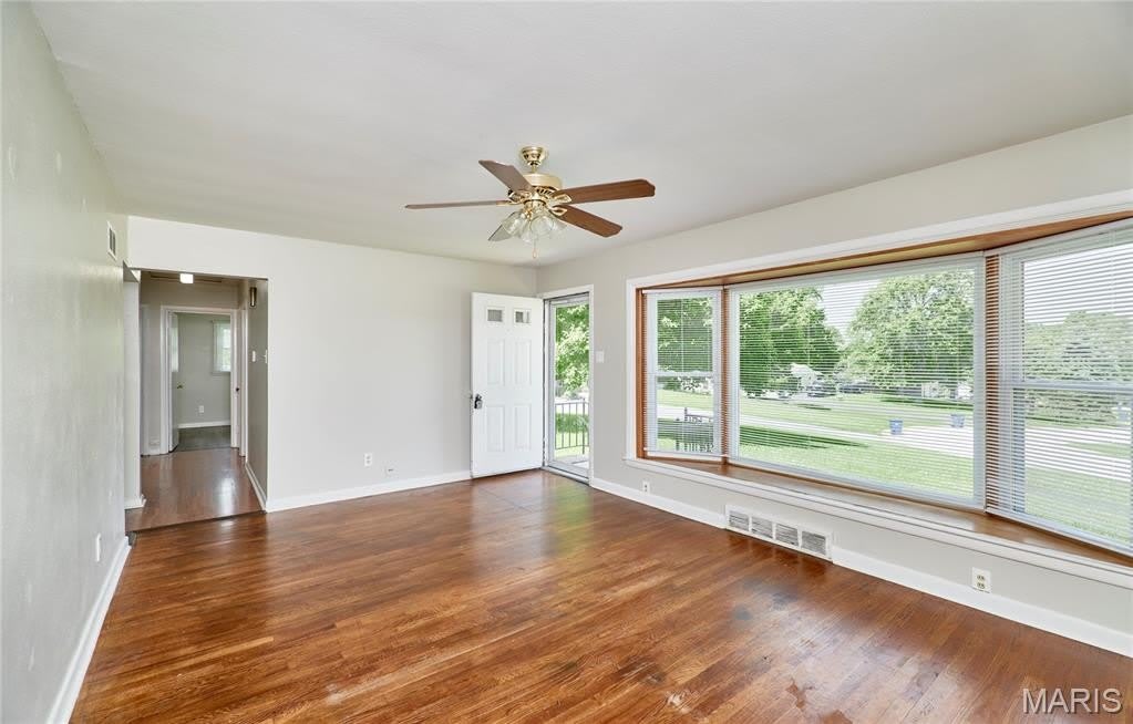 10900 Saint Boniface Lane – photo 4