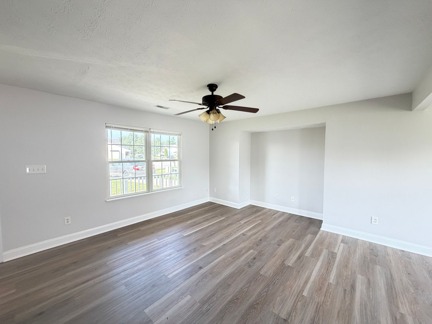 6611 Hunters Creek Blvd – photo 4