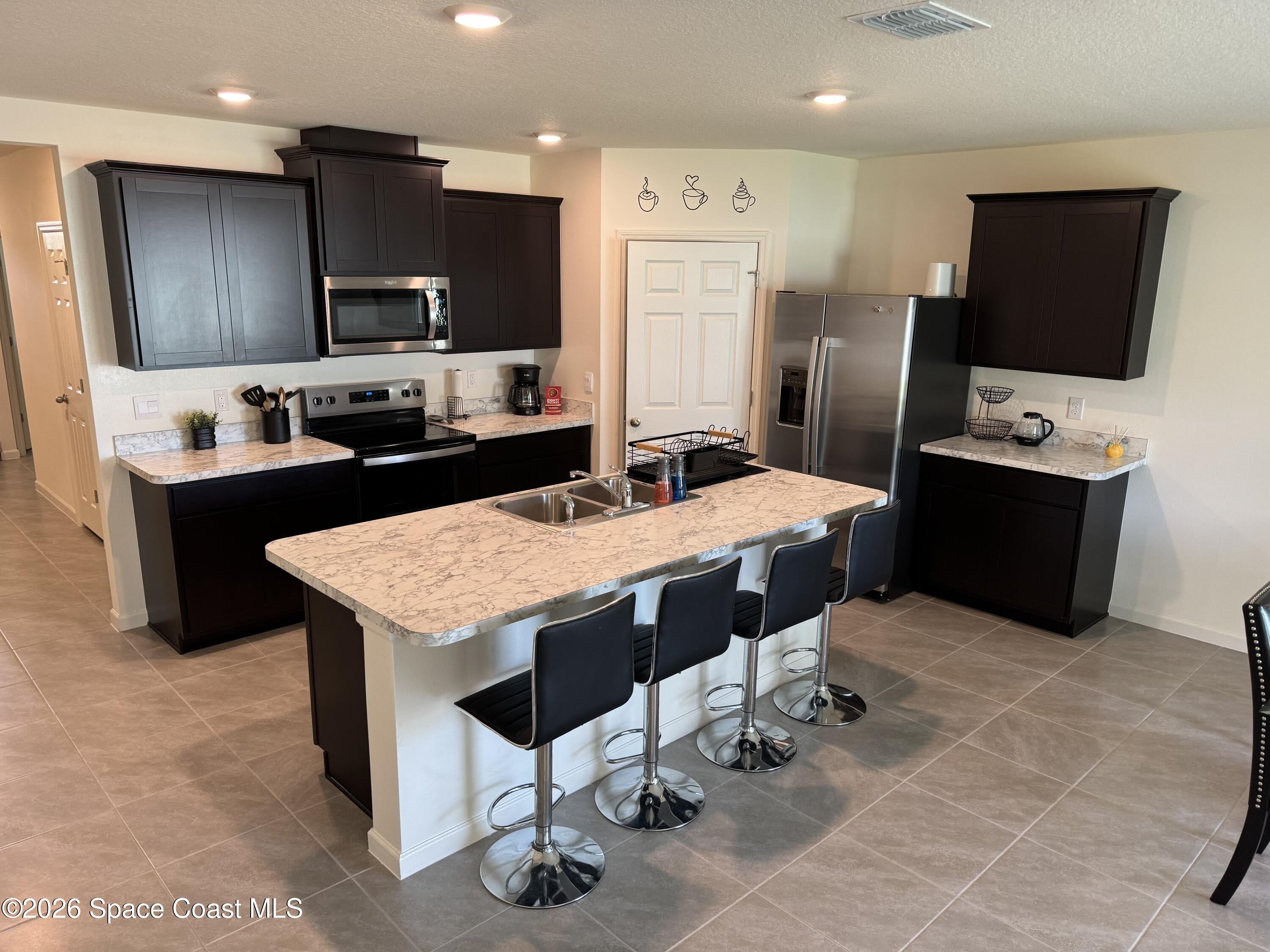1349 Ashford Avenue NE – photo 4