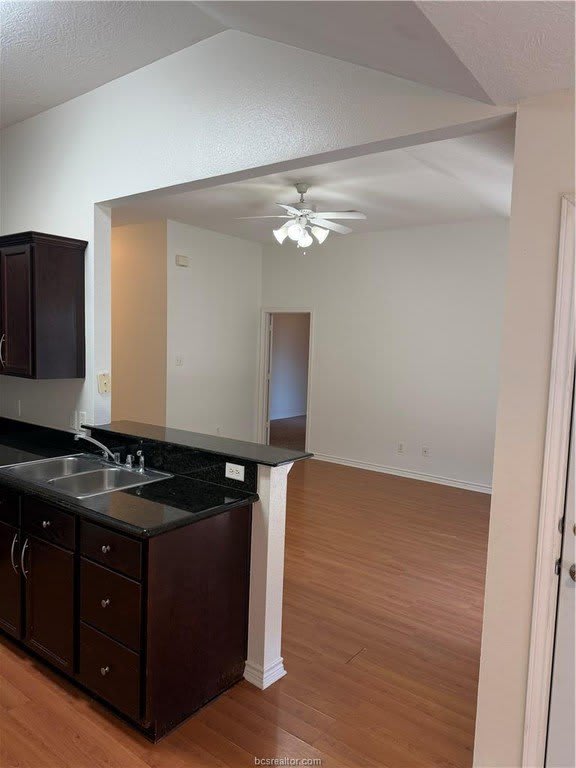 933 Crested Point Drive – photo 5