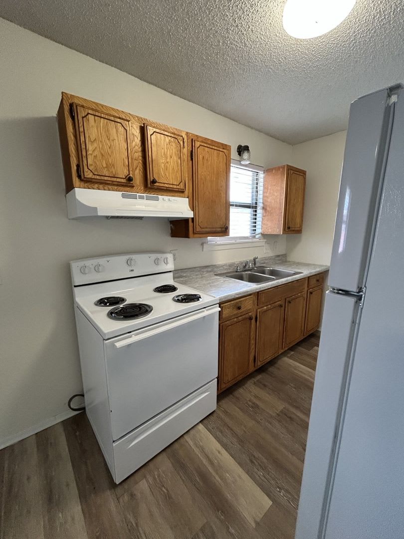 106 W. Hudson – photo 4