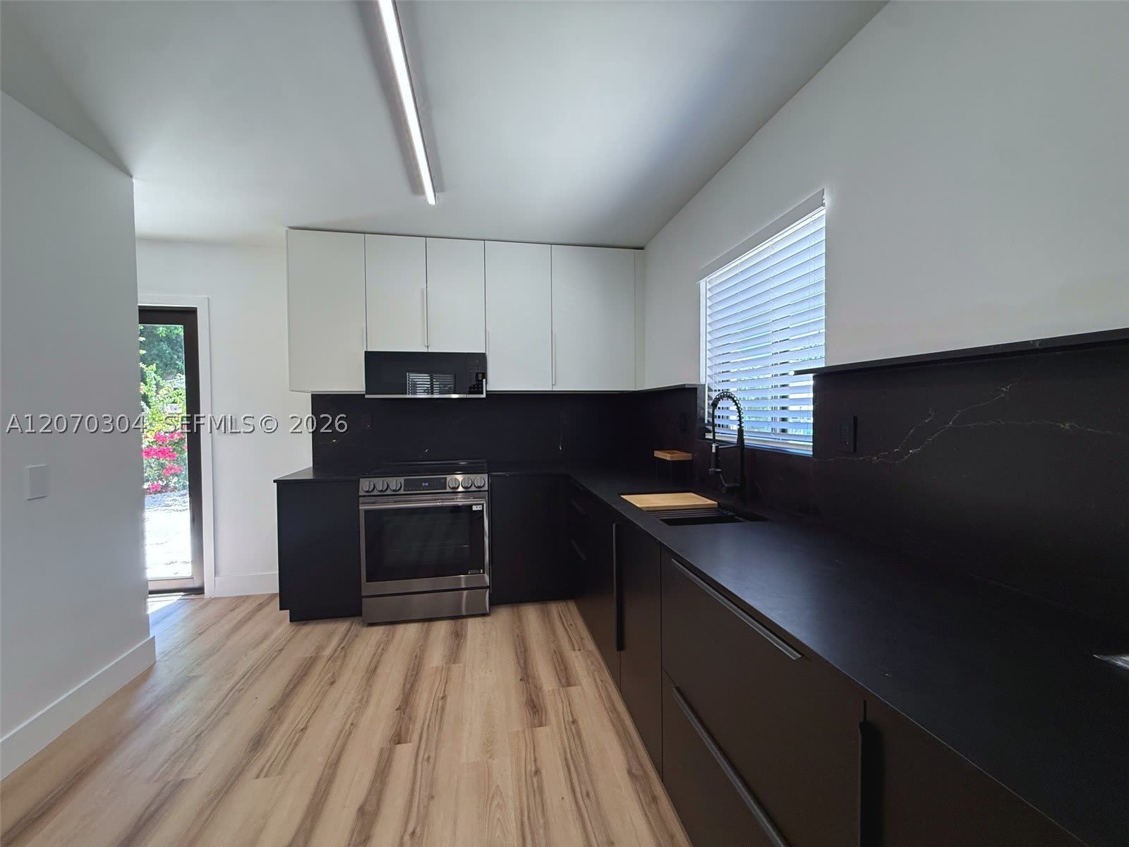226 Hispanola Rd – photo 5