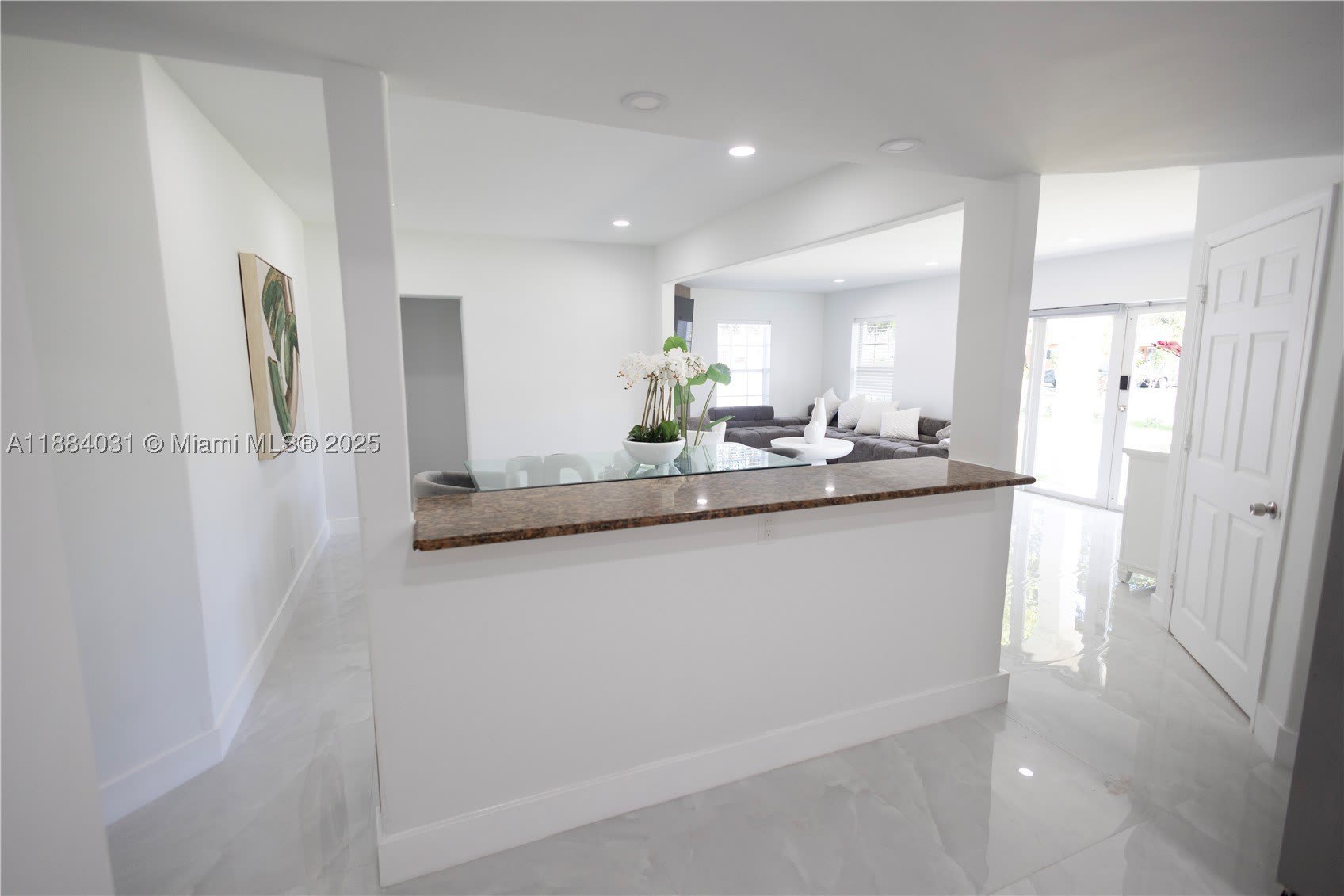 1435 Grant St – photo 5