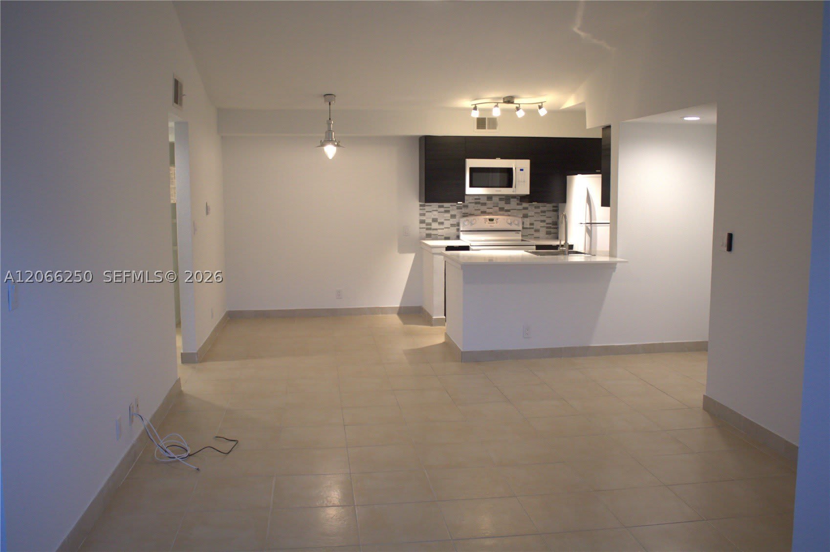 2826 S University Dr – photo 1