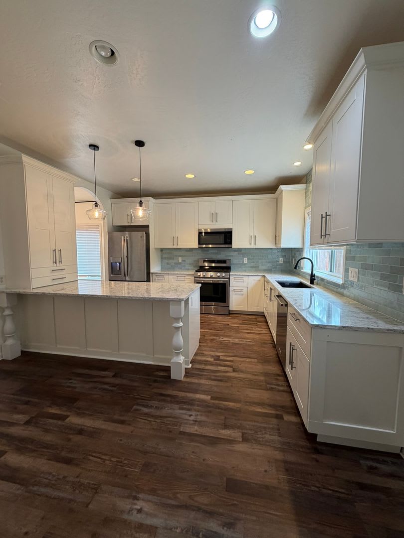 5 Bedroom, 2.5 Bedroom Home – photo 4
