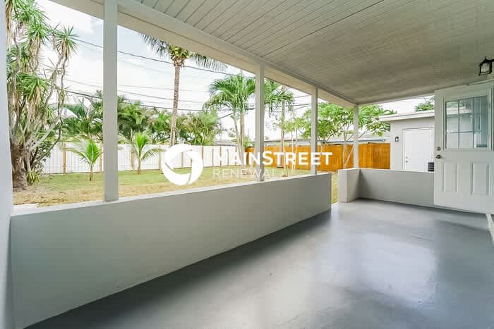 61 Northwest 48th Street – photo 5