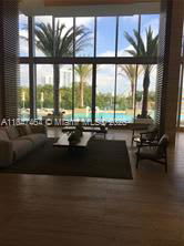 16385 Biscayne Boulevard – photo 2