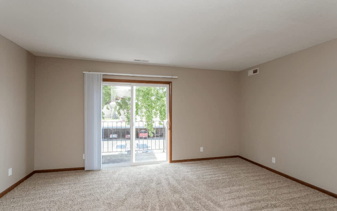 Lake Shore Place – photo 2