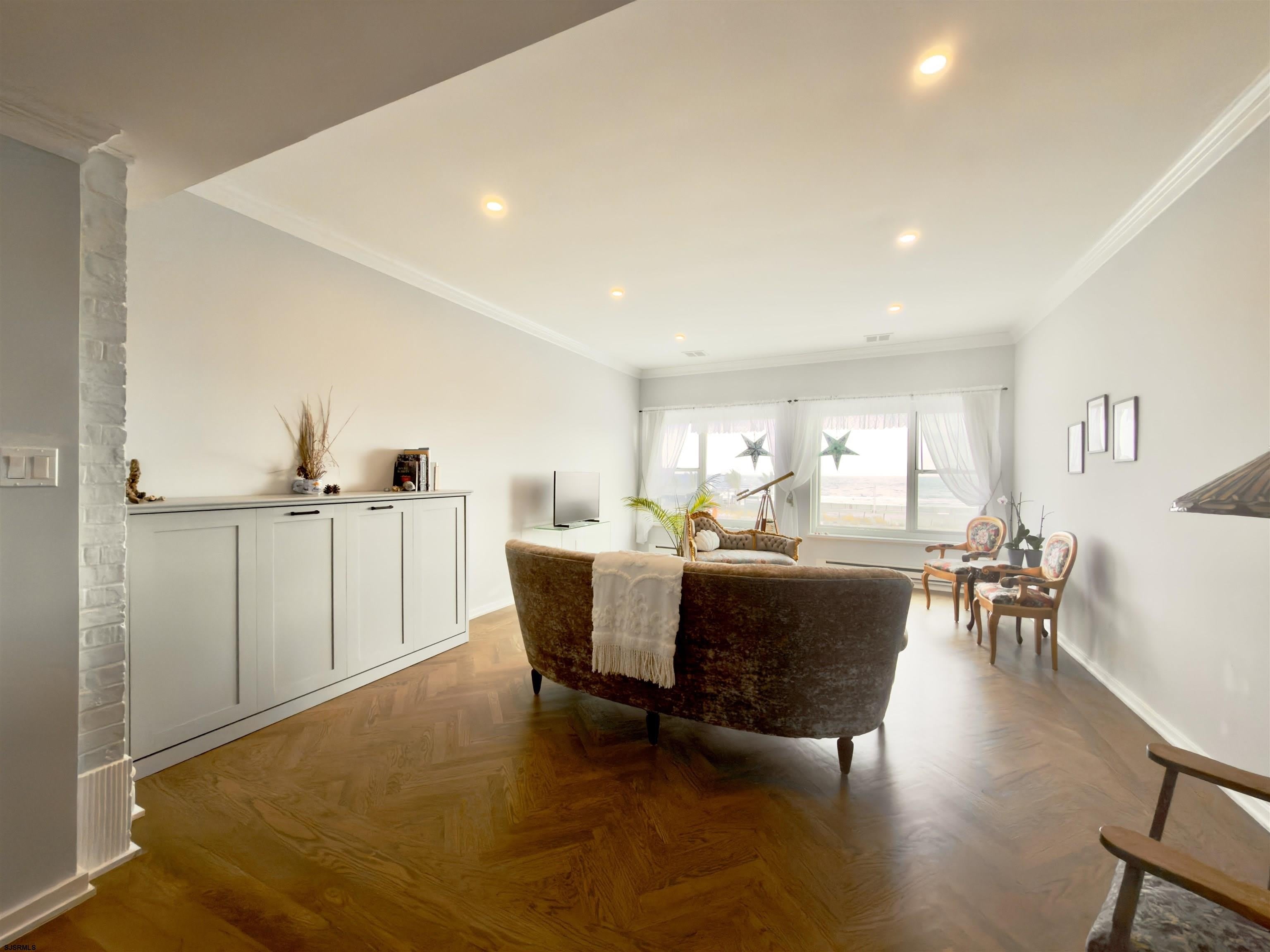 2715 Boardwalk – photo 5