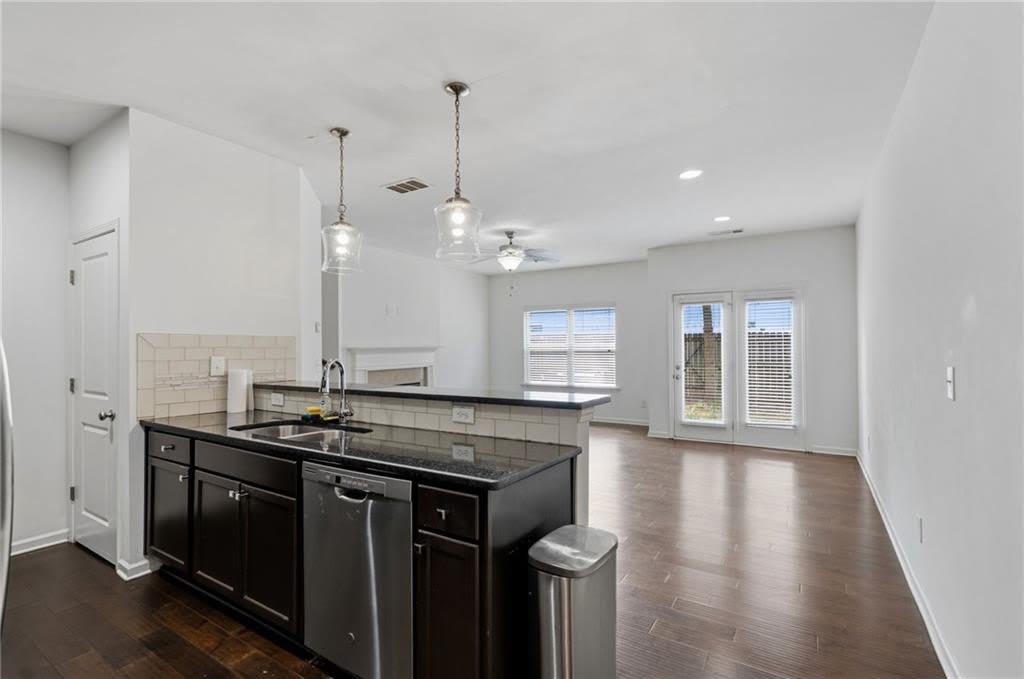 4987 Longview Walk – photo 4